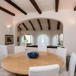 Villa Bianca With A Heated Swimming Pool *
