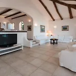Bianca With A Heated Swimming Pool * Golfo Aranci