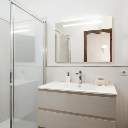 Bianca With A Heated Swimming Pool Villa Golfo Aranci