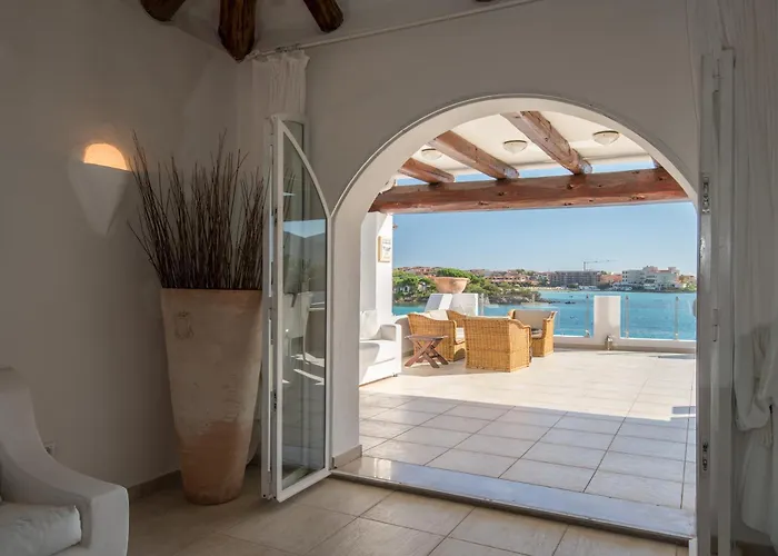 Bianca With A Heated Swimming Pool Willa Golfo Aranci