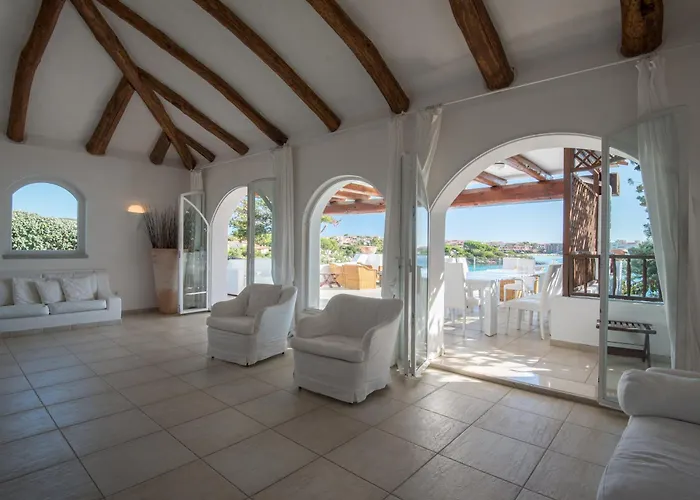 Bianca With A Heated Swimming Pool Willa *