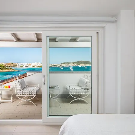 Bianca With A Heated Swimming Pool Villa