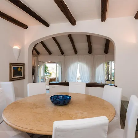 Villa Bianca With A Heated Swimming Pool *