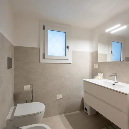 Villa Bianca With A Heated Swimming Pool *